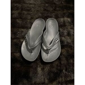 Crocs KADEE II Flip Flops/Thong Sandals  Women's Size 9, Black